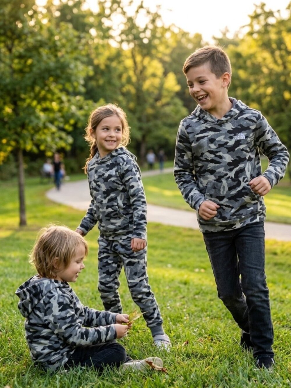 The North Face Kids' Evolution Pullover Hoodie -Smoked Pearl TNF Camo Small Prin